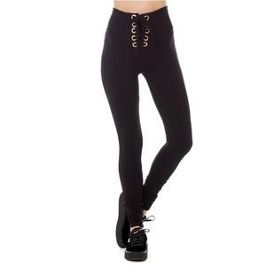 Are you am I strike leggings